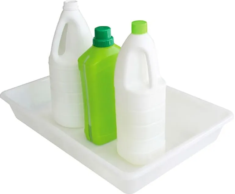 Bac plat blanc 8 litres 48 x 33 x ht 7 cm Gilac