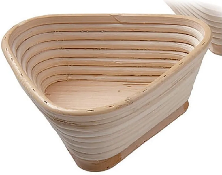 Banneton osier moule bie Triangle 23 cm Matfer