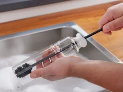 Brosse silicone pour gourde et bouteille Westmark
