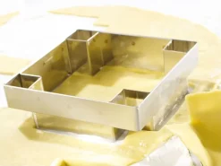 Découpoir pour carré à tarte 8,5 x 8,5 cm Mallard Ferrière