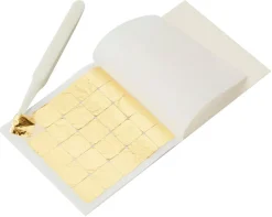 Feuilles d'or petits carrés 1,5 x 1,5 cm Valrhona