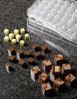 Moule chocolat cube 3 x 3 cm Pavoni