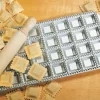Moule à raviolis avec rouleau en bois 36 empreintes Imperia