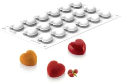 Moule silicone 18 coeurs bombés 30 x 17,5 cm Silikomart