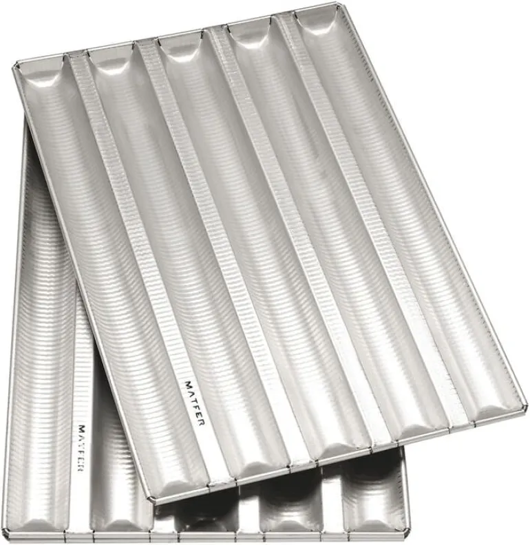 Plaque à baguette professionnelle Alu-Gaufer 8 baguettes 79 cm Matfer