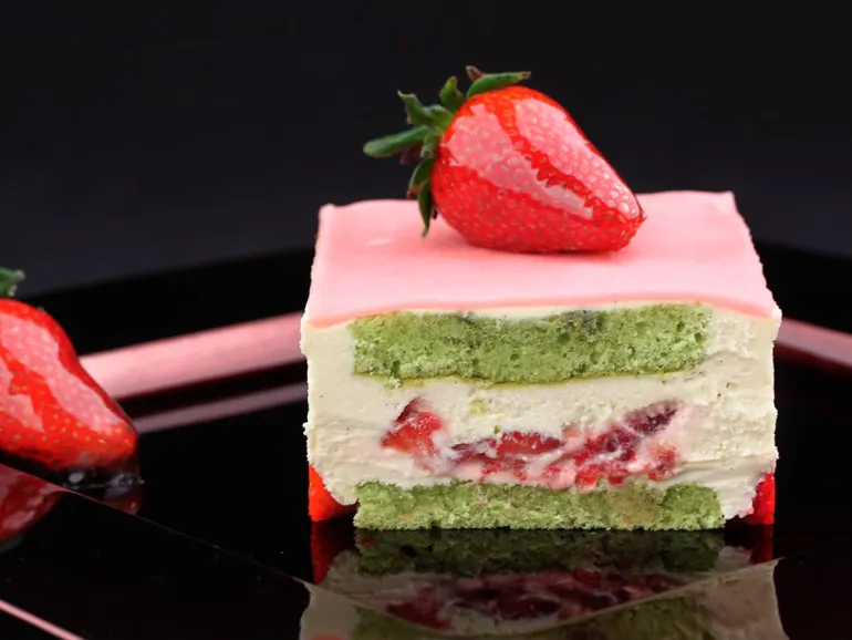 Pâte d'amande Suprême aux pistaches origine Méditerranée 1 kg Lubeca