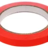 Rouleau adhésif rouge