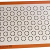 Toile Silpat à macarons 63 empreintes Ø 3,5 cm 58,5 x 38,5 cm Demarle